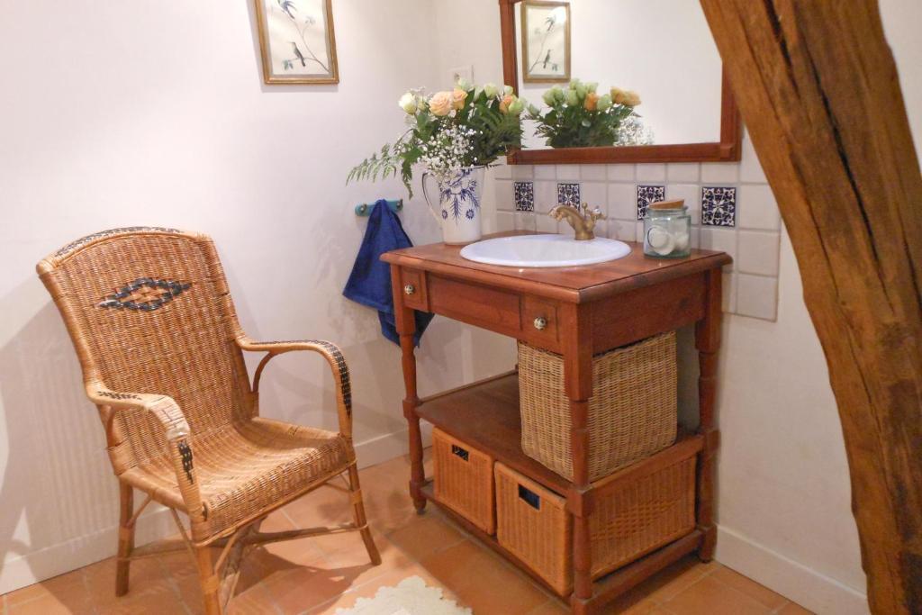 Auberge De La Tuilerie Surgy Værelse billede